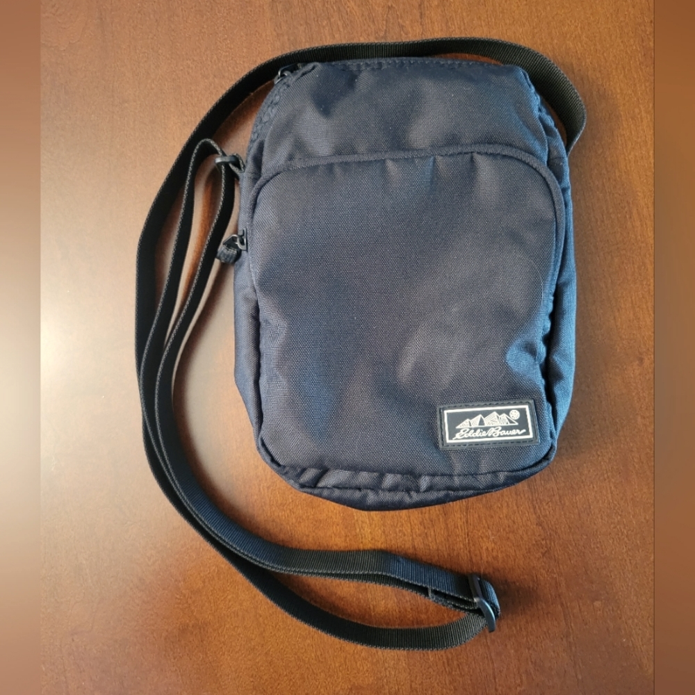 Eddie Bauer crossbody Jasper bag